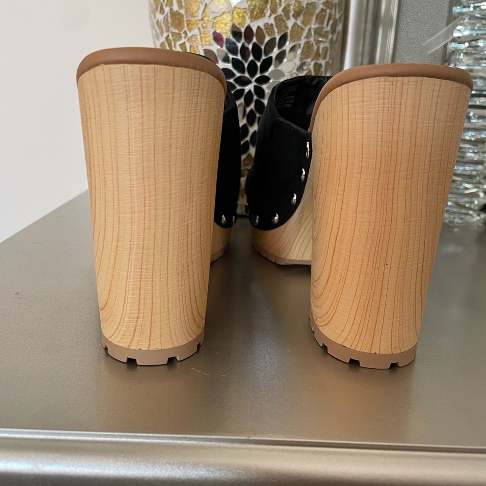 Sun + Stone Black Women's Mules with Silver Accents - Picture 5 of 6